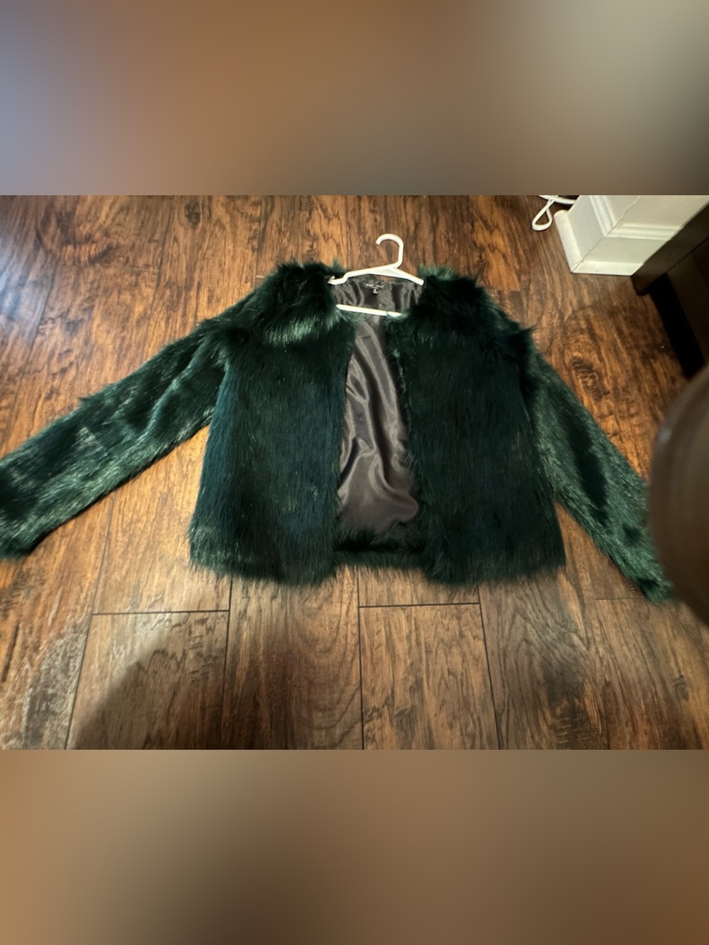 Romeo & Juliet Couture Dark Green Faux Fur Cropped Jacket